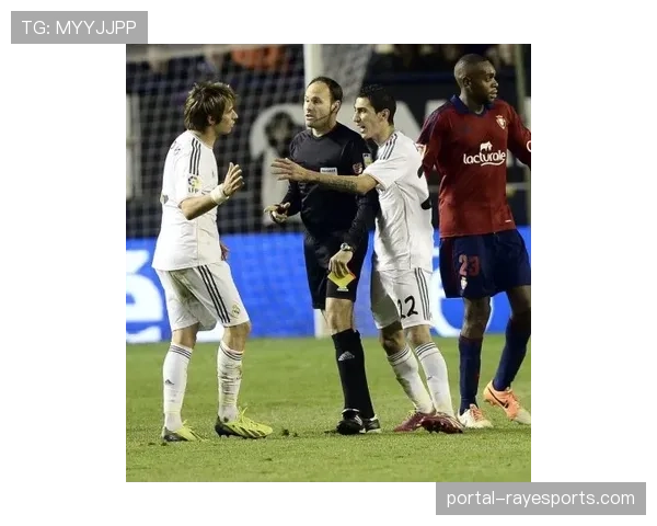 杜维卡斯闪击破门建功 斯特凡再下一城助科莫队锁定胜局