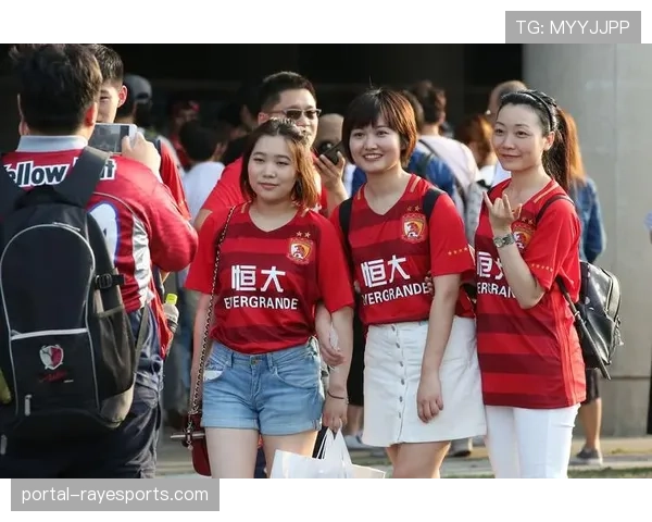 中超俱乐部社媒互动创新，短视频平台成年轻球迷主阵地