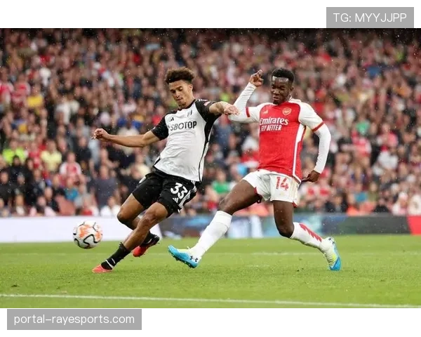 富勒姆定位球7球破局，农场主角球战术成保级法宝